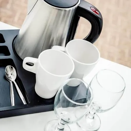 Skyhotel מלון 4*