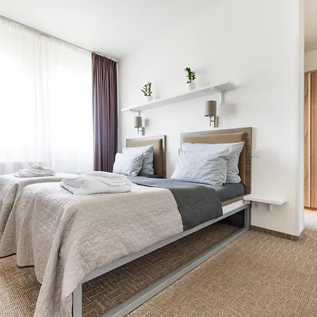Hotel Sky 4*